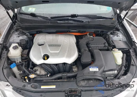 2011 Hyundai Sonata Hybrid from USA, damaged, VIN KMHEC4A44BA004891